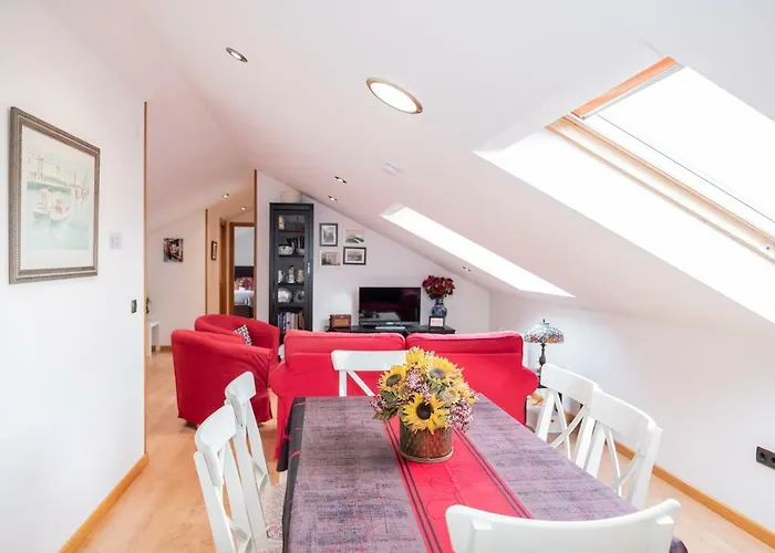 O Almacen فينيستيري